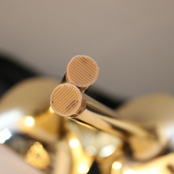 BCBGMAXAZRIA Peacock Pumps - Picture 6 of 8